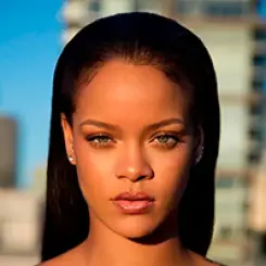 Фото артиста: Rihanna