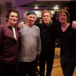 Rolling Stones feat. Paul McCartney - Bite My Head Off слушать онлайн