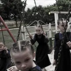 Crystal Castles - Chloroform слушать онлайн