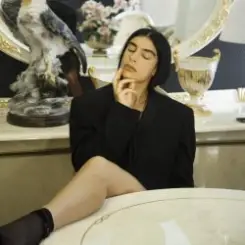 Sevdaliza - Bebin слушать онлайн