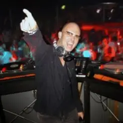 DJ Cristiao vs. Randy Katana - Cartas In La Silence (Bryan Kearney Smash-Up) слушать онлайн