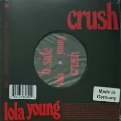 Lola Young - Crush слушать онлайн