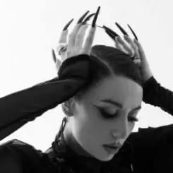 Mihaela Marinova - Under Pressure слушать онлайн