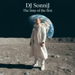 DJ SonniJ - First Woman in Space слушать онлайн
